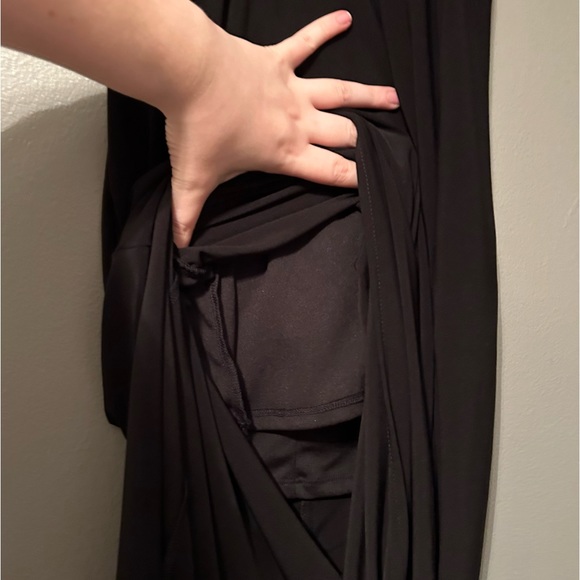NWT Taylor Sz 12 Black Halter High Slit Maxi Dress! - Picture 7 of 15